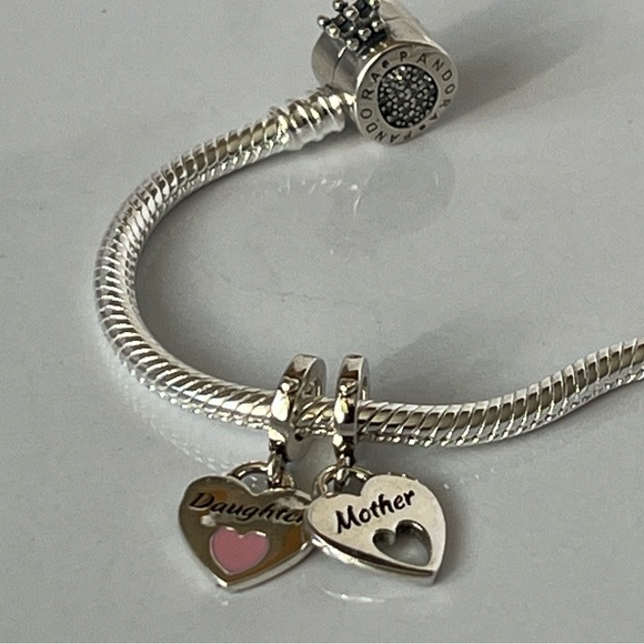 ๐ Sterling Silver Mother Daughter Double Heart Split Dangle Charm - Picture 4 of 6